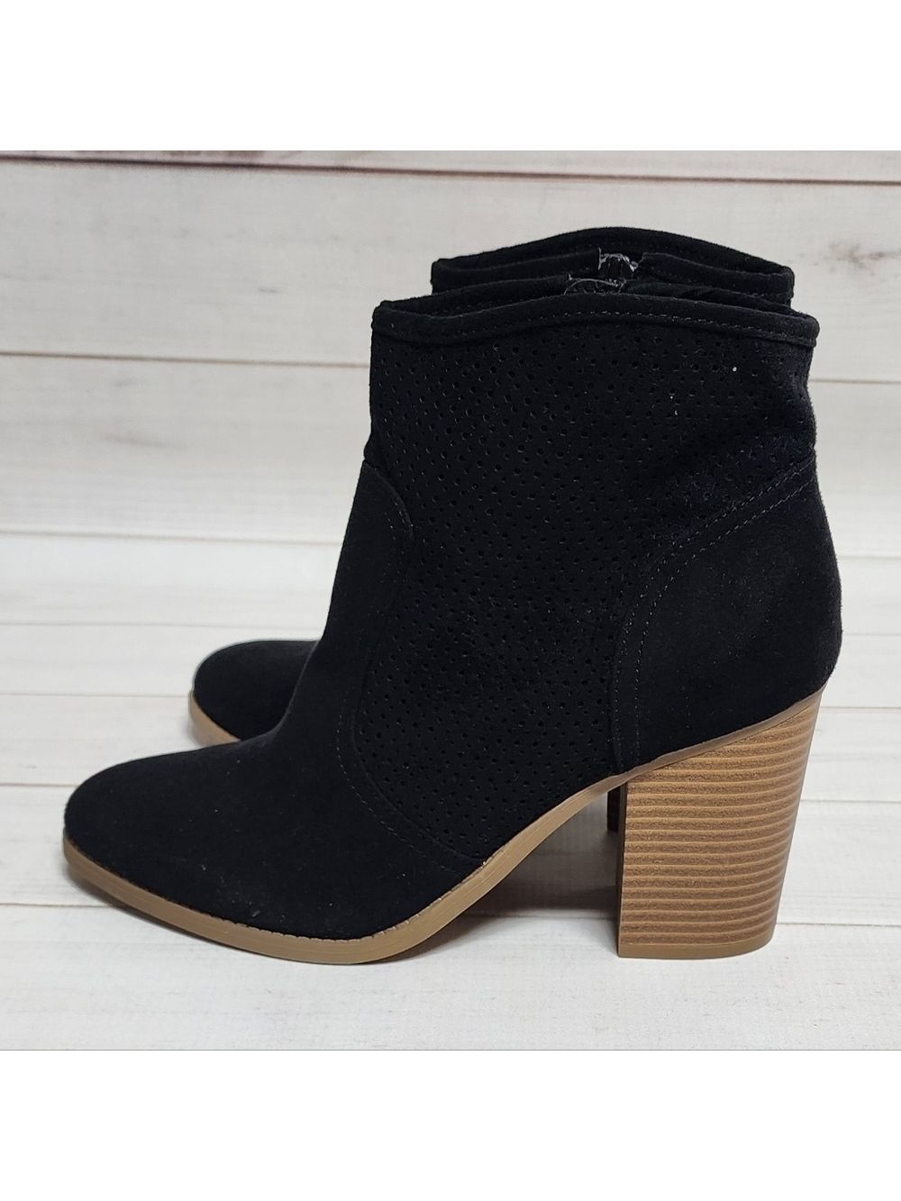 American Rag Womens Cie Black Microfiber Size 9.5 - New In Box